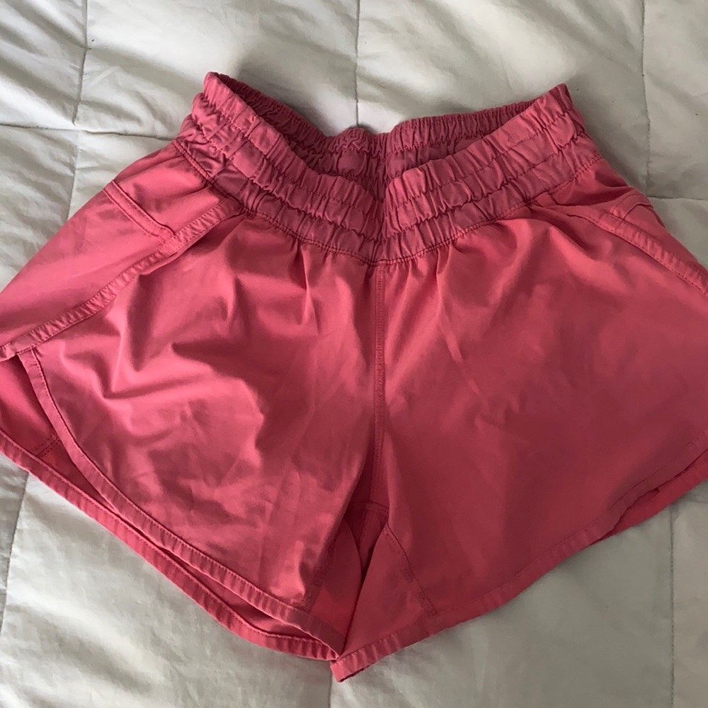 Lulu lemon tracker shorts